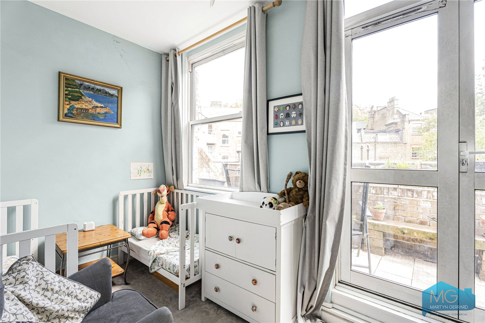 2 bedroom Apartment for sale - Martyn Gerrard
