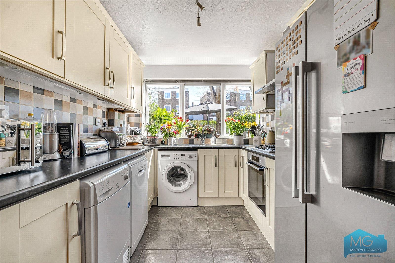 3 bedroom Ground Floor Flat for sale - Martyn Gerrard