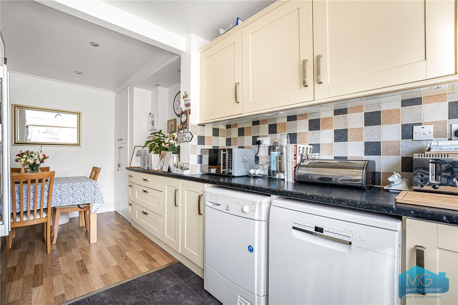 3 bedroom Ground Floor Flat for sale - Martyn Gerrard