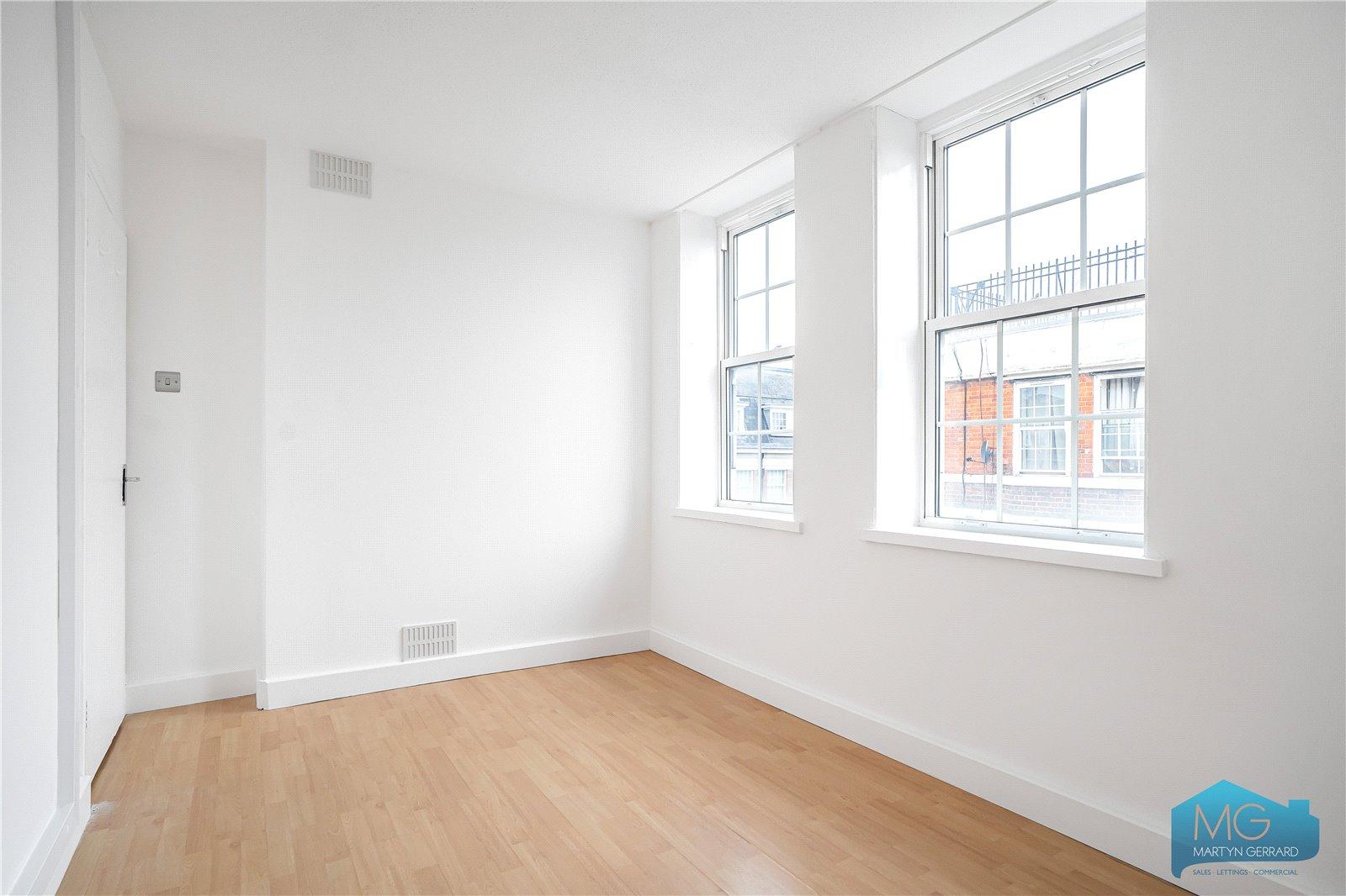 2 bedroom Apartment for sale - Martyn Gerrard