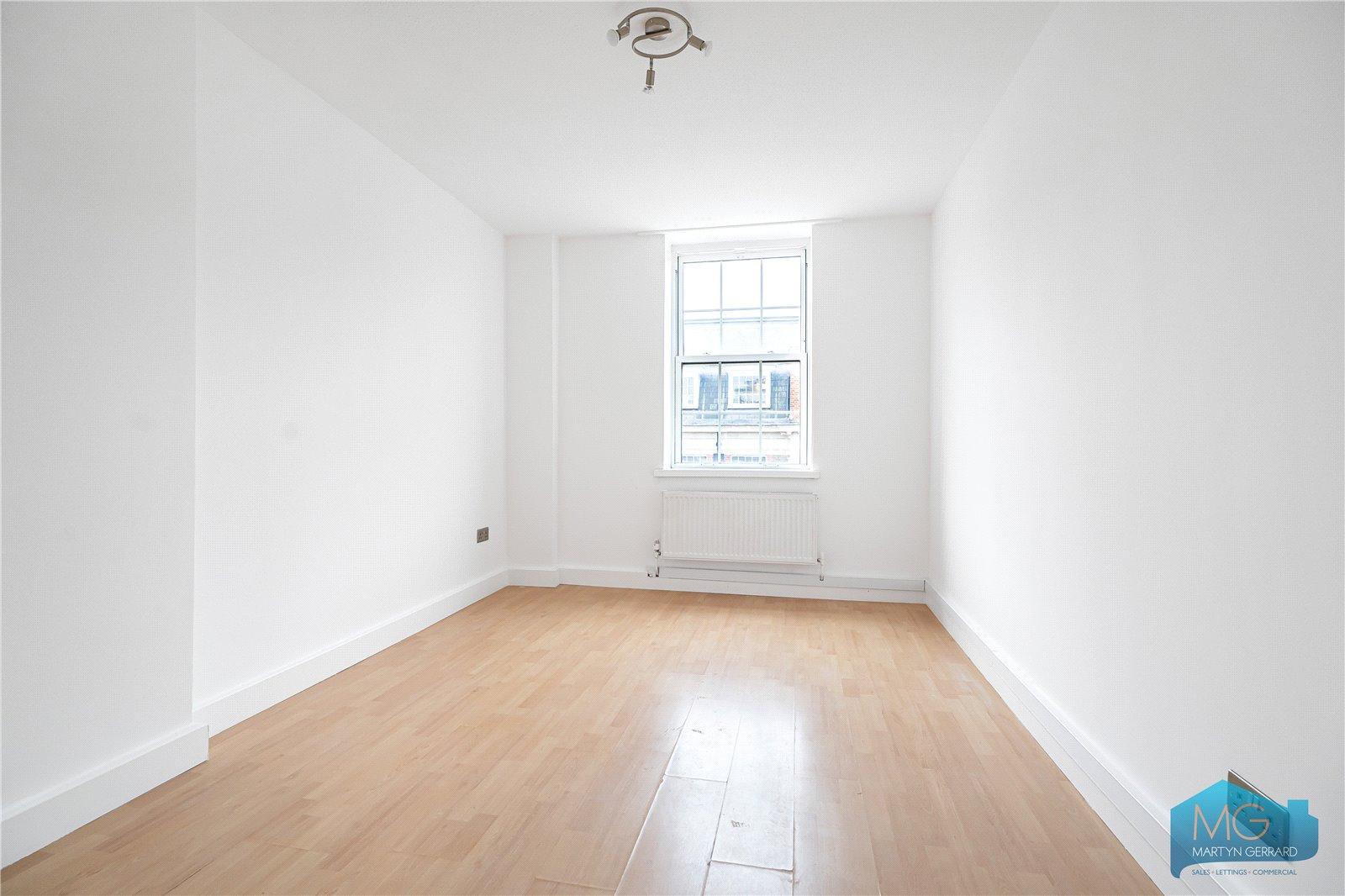 2 bedroom Apartment for sale - Martyn Gerrard