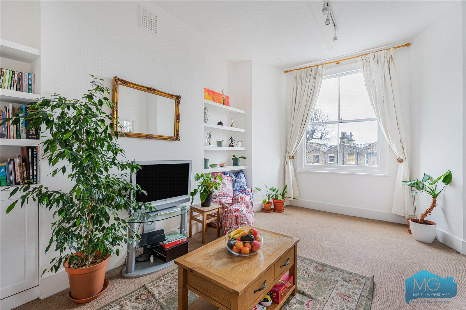 Ospringe Road, Kentish Town, London, NW5+  - Martyn Gerrard
