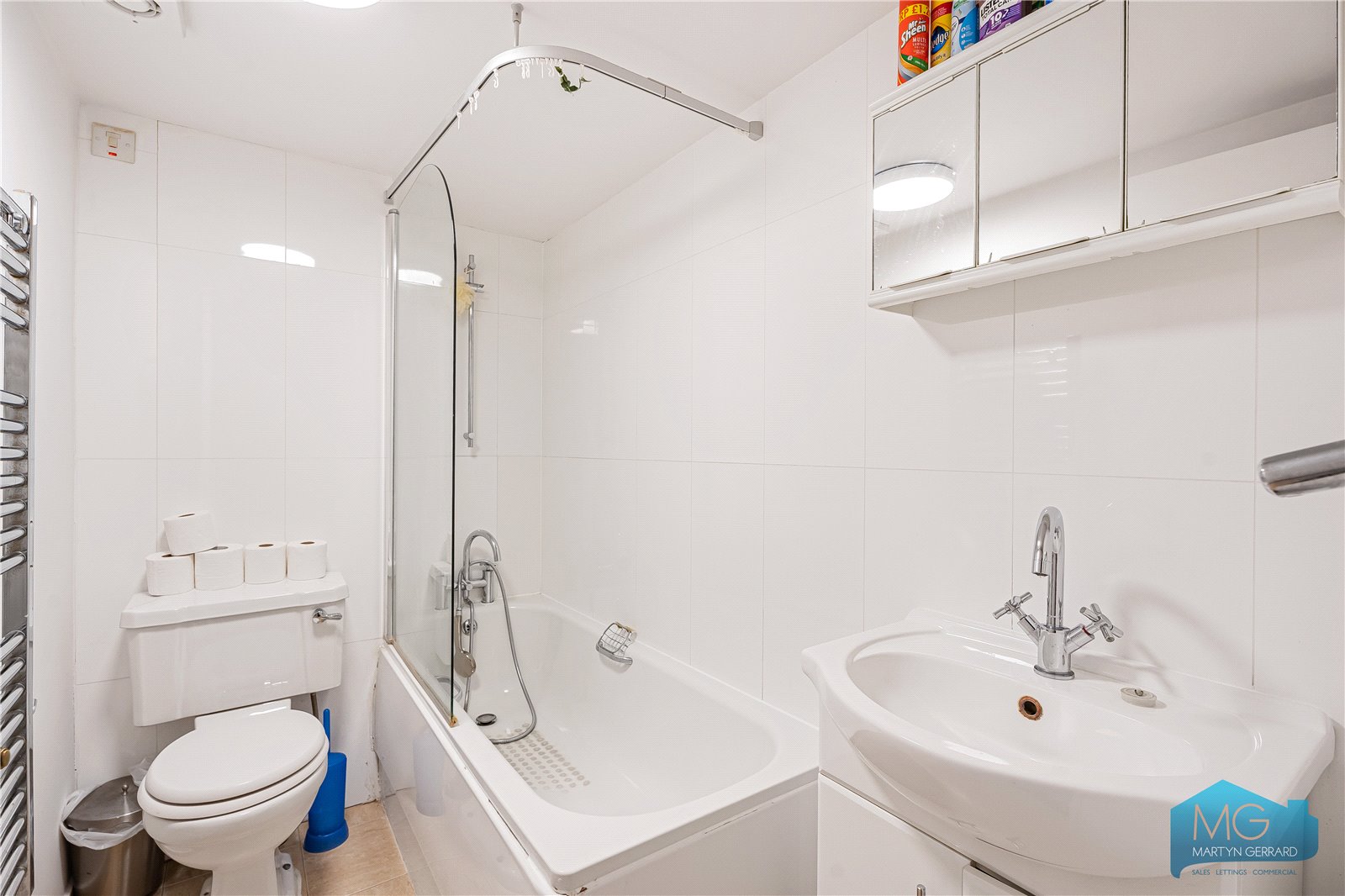 2 bedroom Apartment for sale - Martyn Gerrard