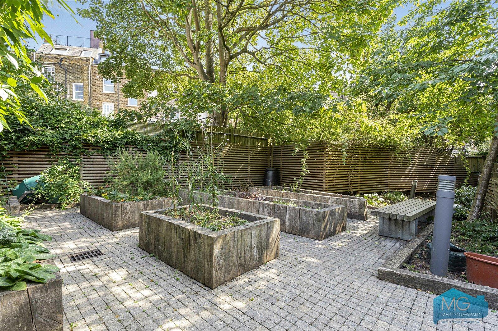 1 bedroom Apartment for sale - Martyn Gerrard