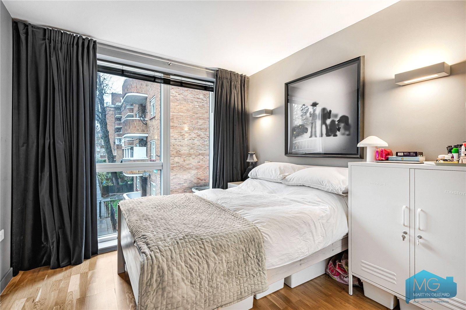 1 bedroom Apartment for sale - Martyn Gerrard