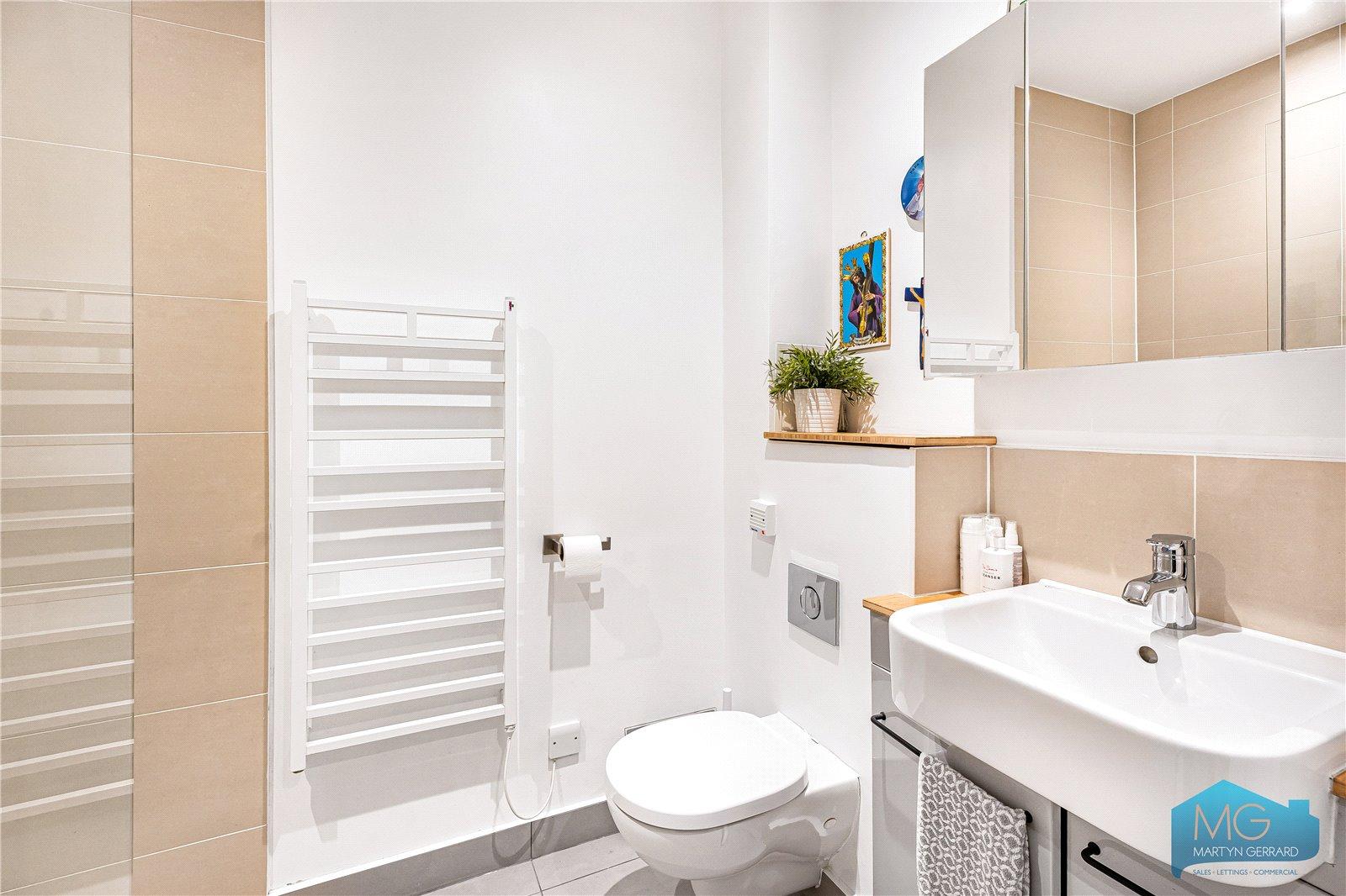1 bedroom Apartment for sale - Martyn Gerrard