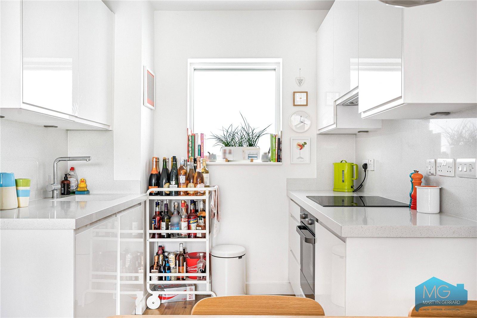 1 bedroom Apartment for sale - Martyn Gerrard