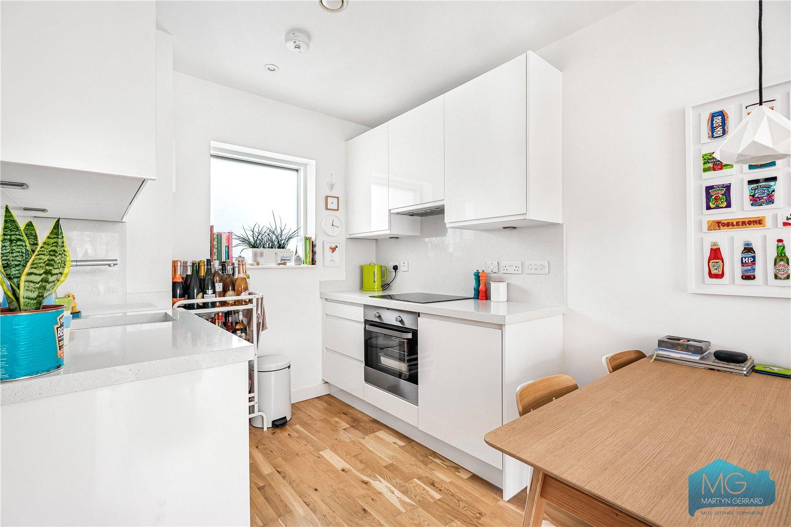 Willingham Terrace, Kentish Town, London, NW5+ - Martyn Gerrard