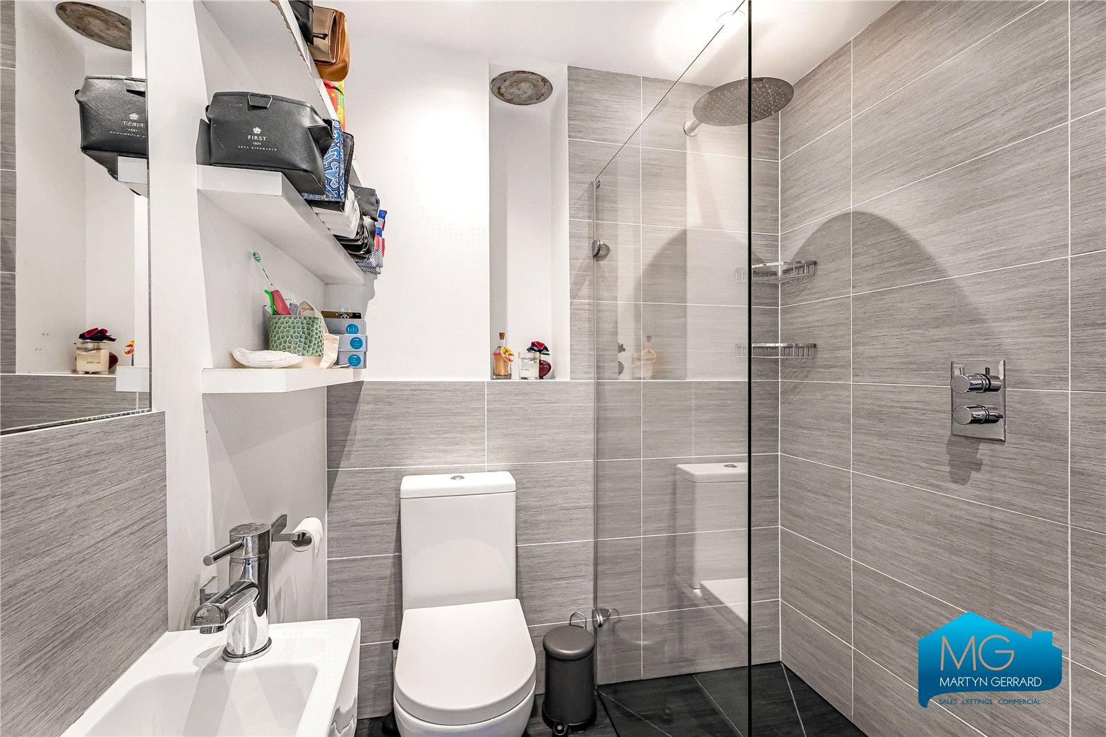 3 bedroom Apartment to rent - Martyn Gerrard