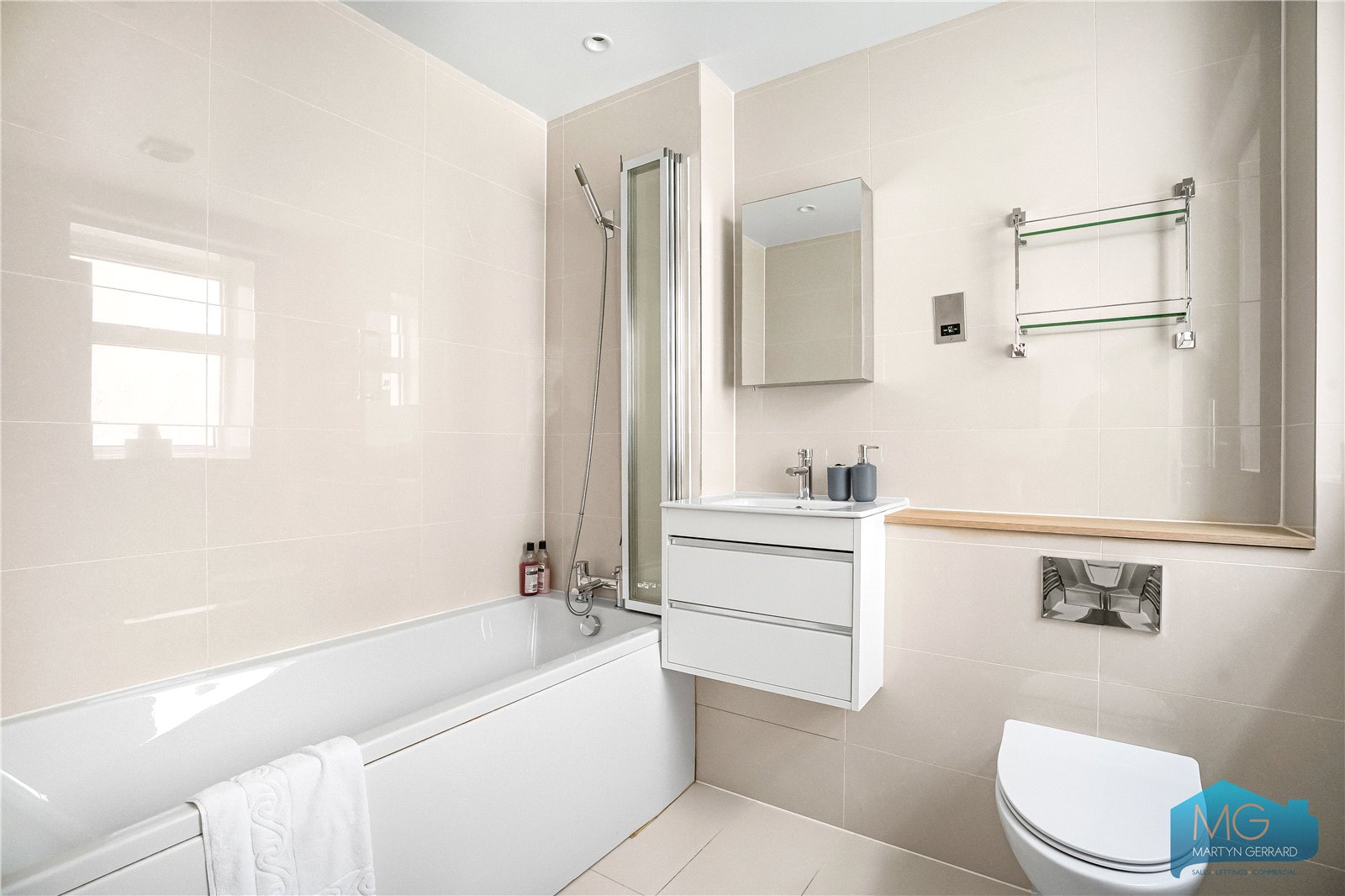 1 bedroom Ground Floor Flat for sale - Martyn Gerrard
