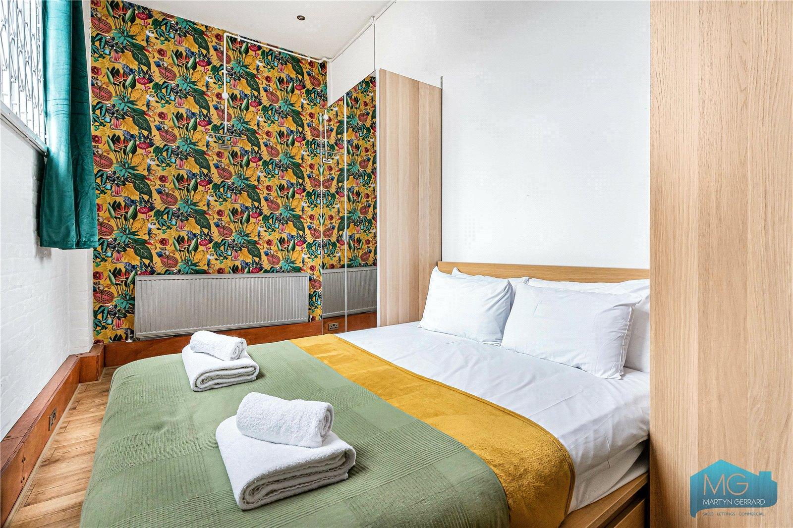 3 bedroom Apartment for sale - Martyn Gerrard