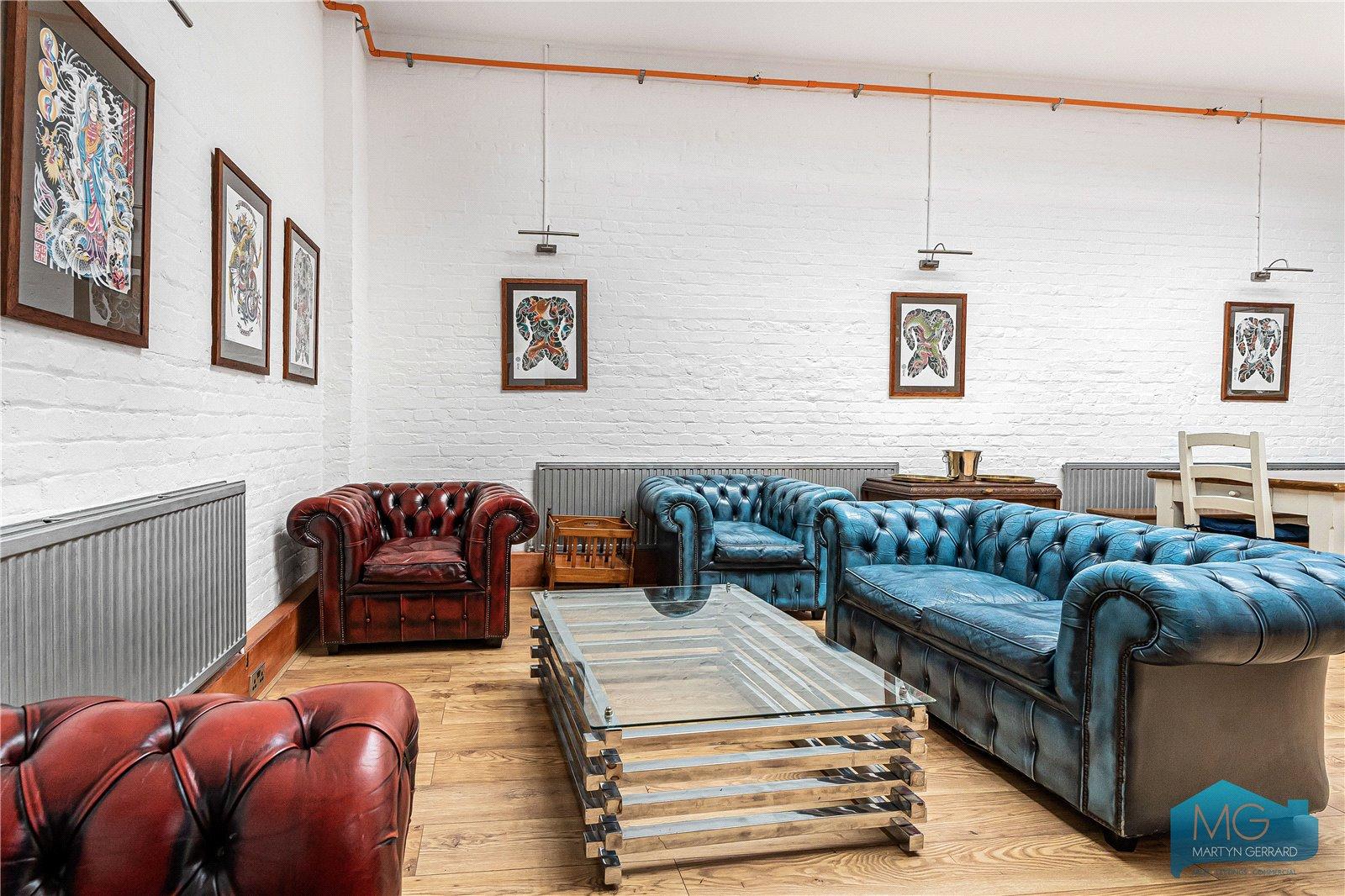 3 bedroom Apartment for sale - Martyn Gerrard