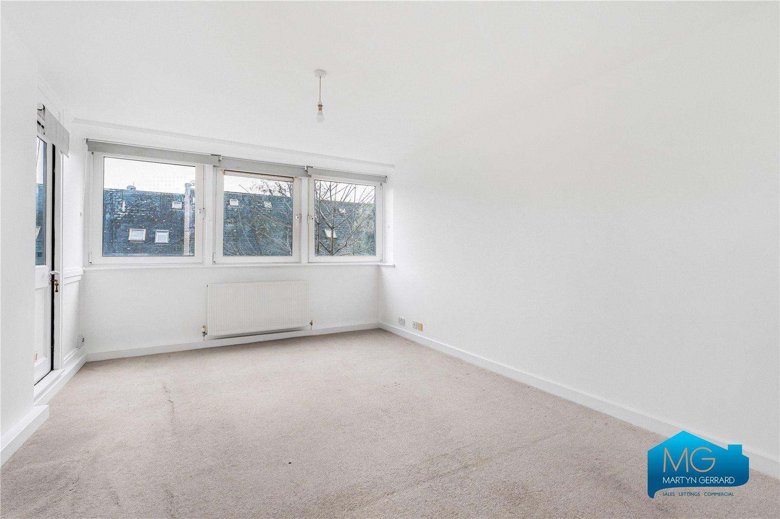 3 bedroom Apartment to rent - Martyn Gerrard