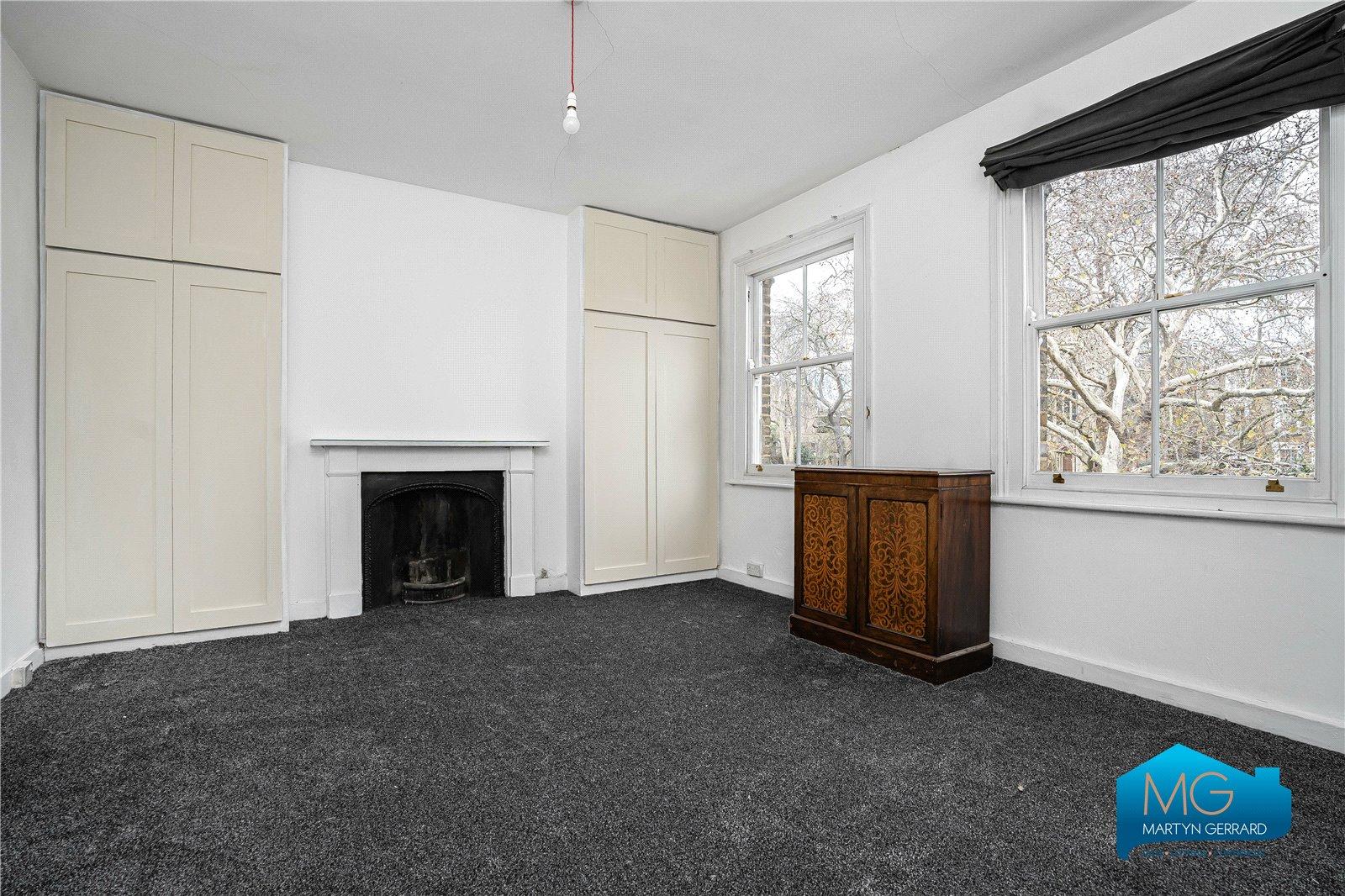 2 bedroom Apartment to rent - Martyn Gerrard