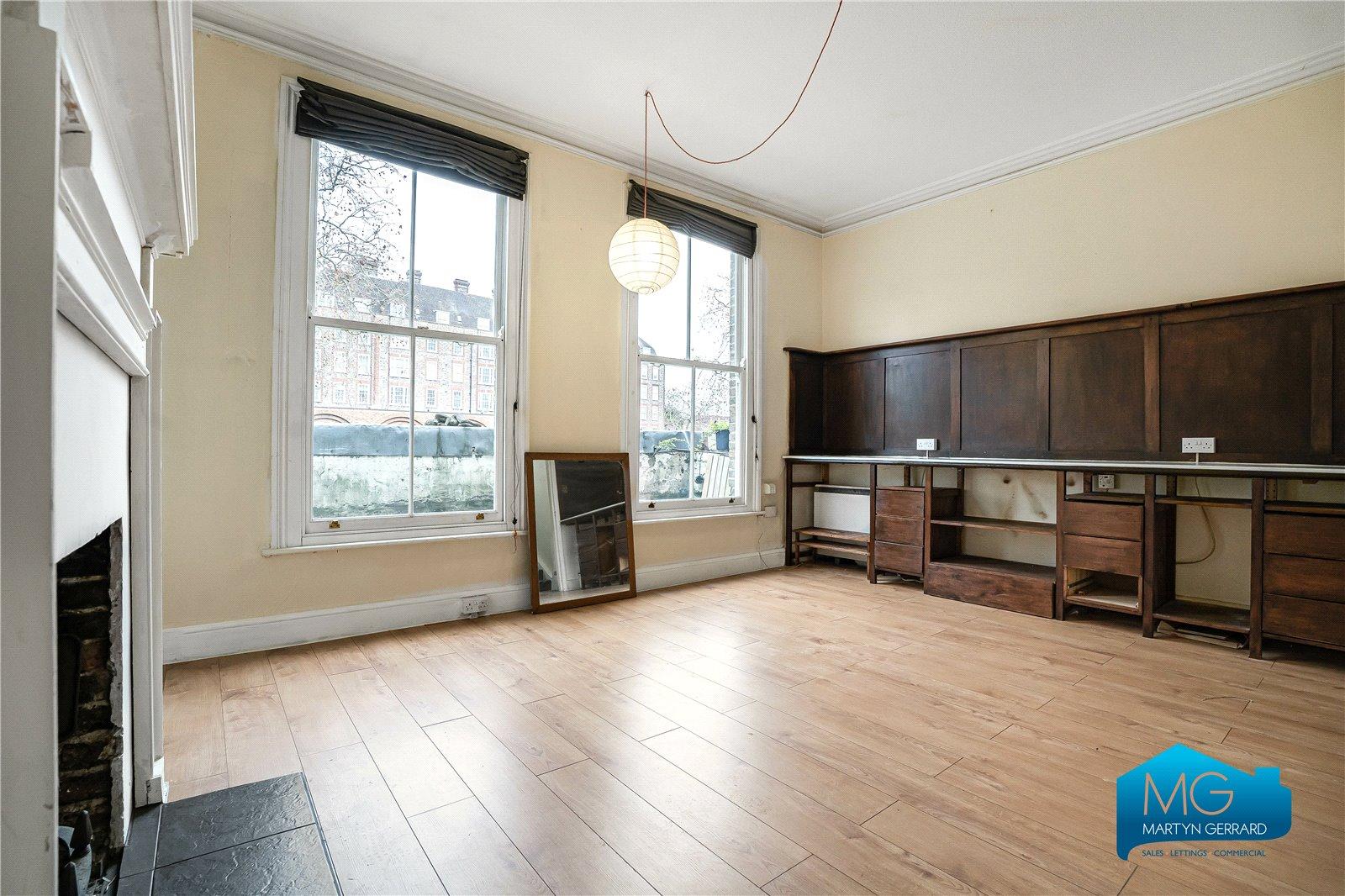 2 bedroom Apartment to rent - Martyn Gerrard