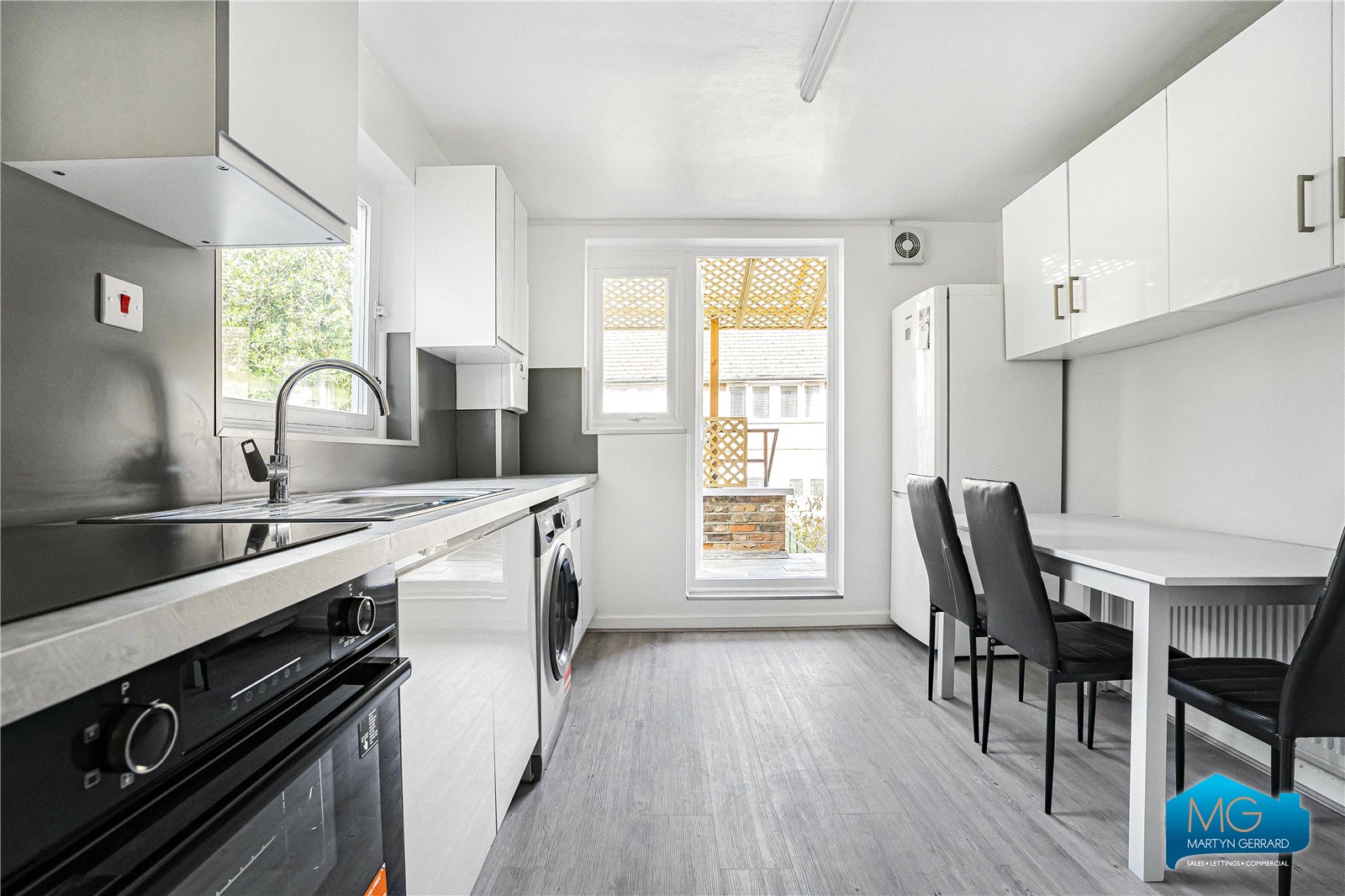3 bedroom Maisonette to rent - Martyn Gerrard