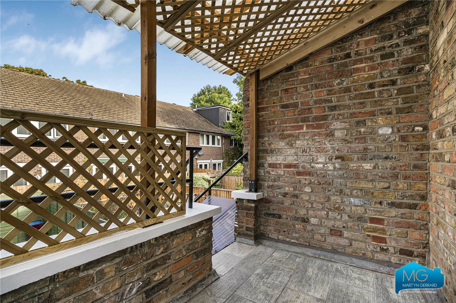 3 bedroom Maisonette to rent - Martyn Gerrard
