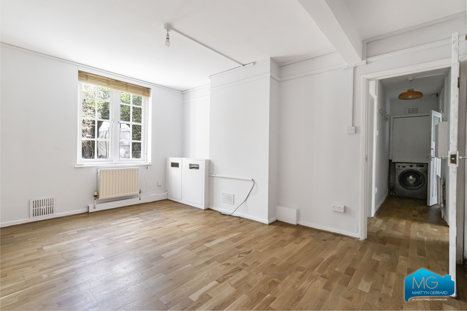 1 bedroom Ground Floor Flat to rent - Martyn Gerrard