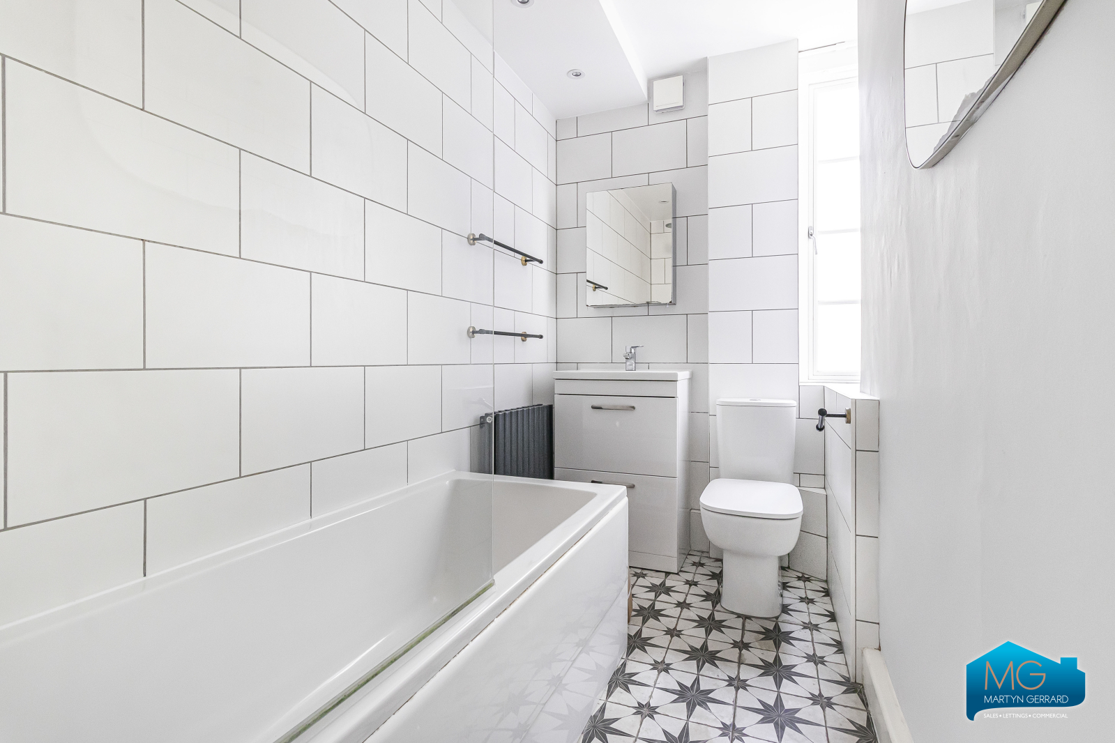 1 bedroom Ground Floor Flat to rent - Martyn Gerrard