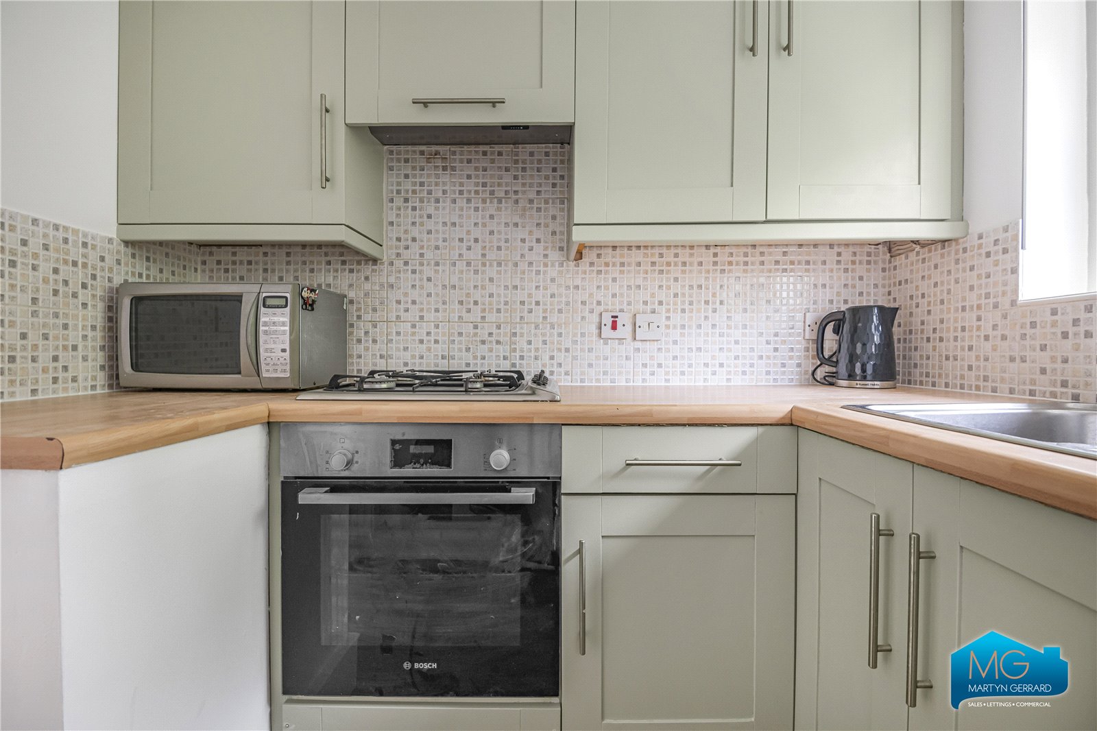 2 bedroom Apartment to rent - Martyn Gerrard