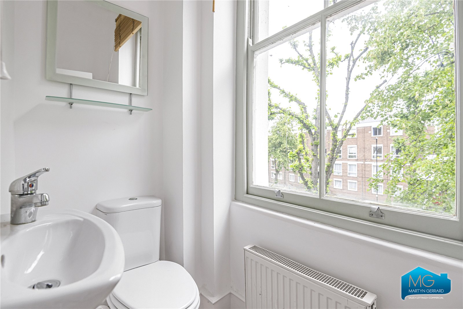 2 bedroom Apartment to rent - Martyn Gerrard