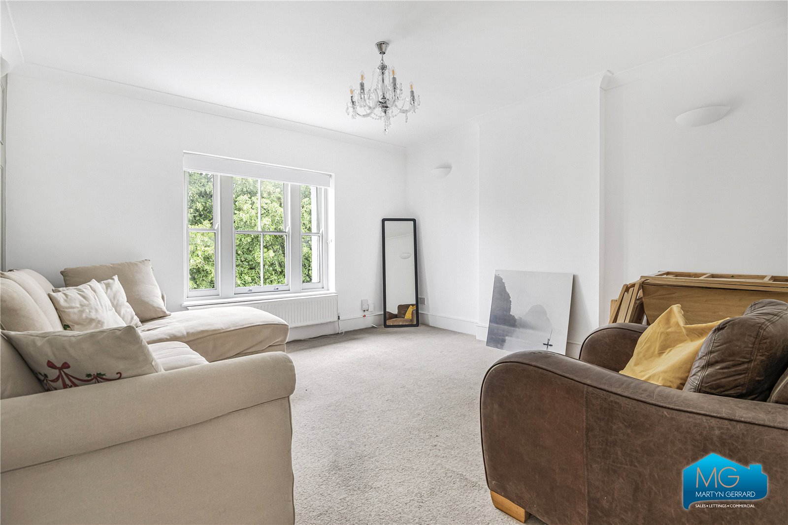 2 bedroom Apartment to rent - Martyn Gerrard