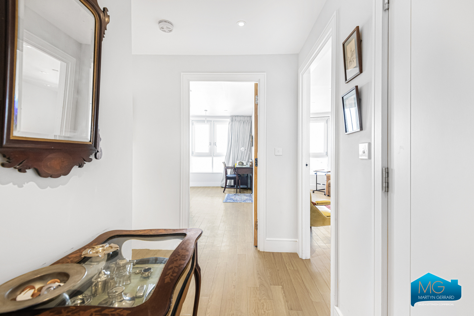 2 bedroom Apartment to rent - Martyn Gerrard