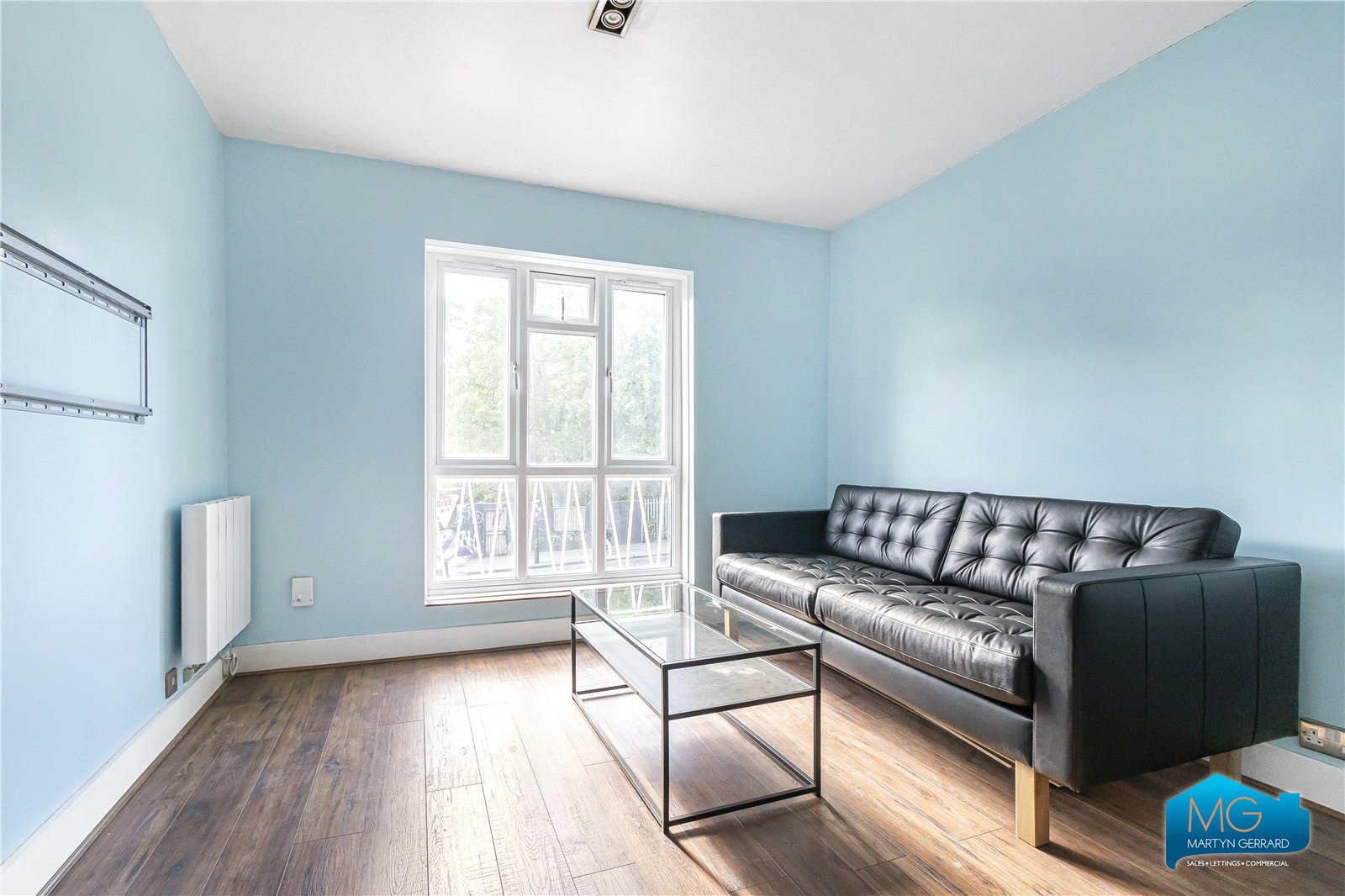 1 bedroom Apartment to rent - Martyn Gerrard