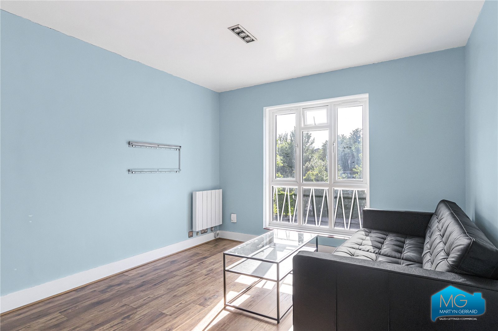 1 bedroom Apartment to rent - Martyn Gerrard