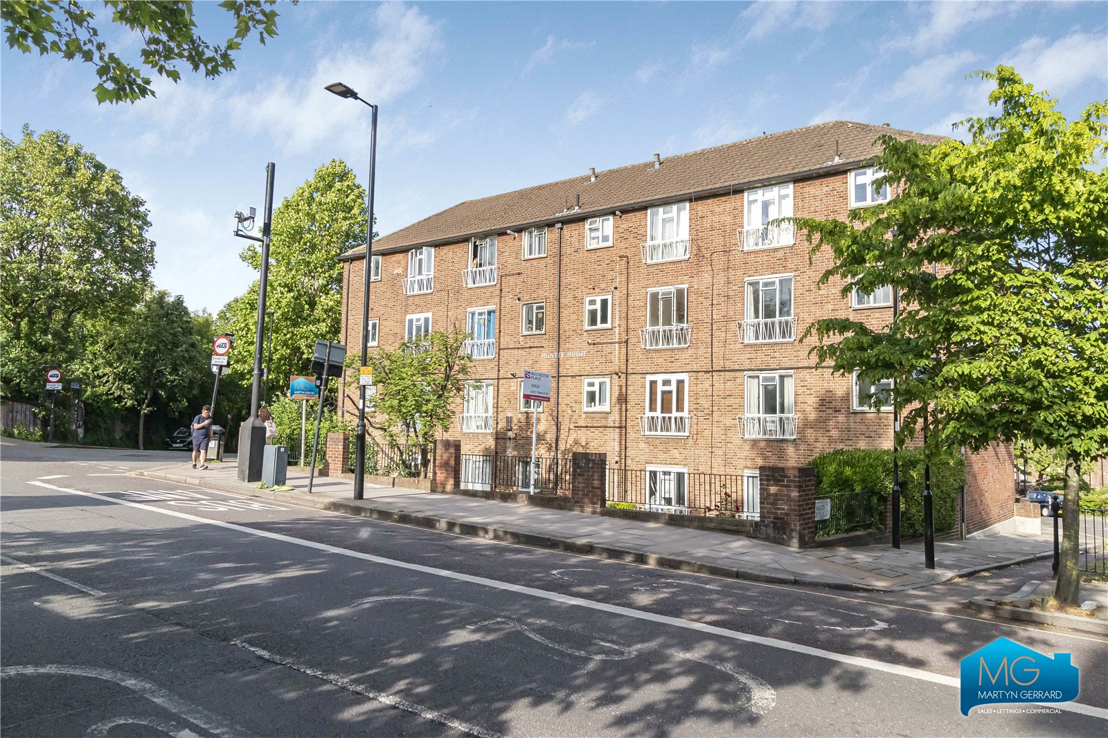 1 bedroom Apartment to rent - Martyn Gerrard