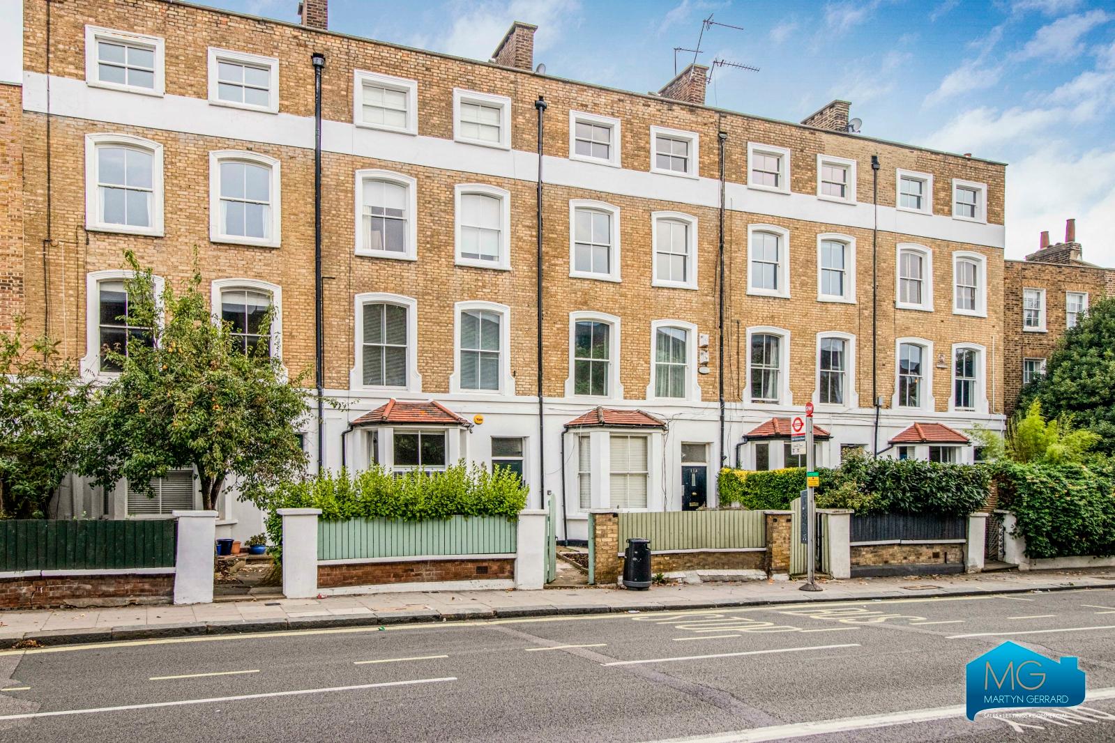 2 bedroom Terraced House to rent - Martyn Gerrard