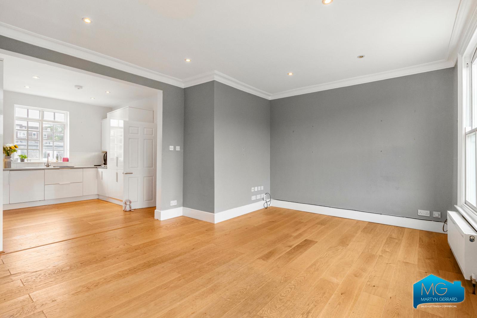 2 bedroom Terraced House to rent - Martyn Gerrard