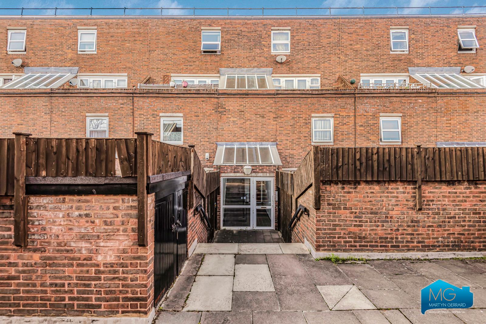 3 bedroom Terraced House to rent - Martyn Gerrard
