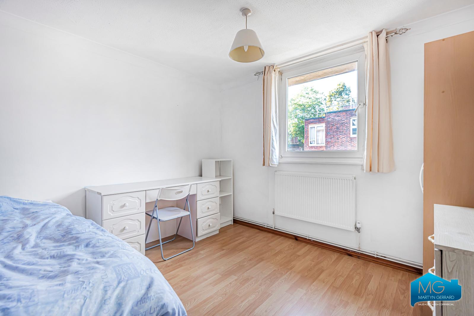 3 bedroom Terraced House to rent - Martyn Gerrard