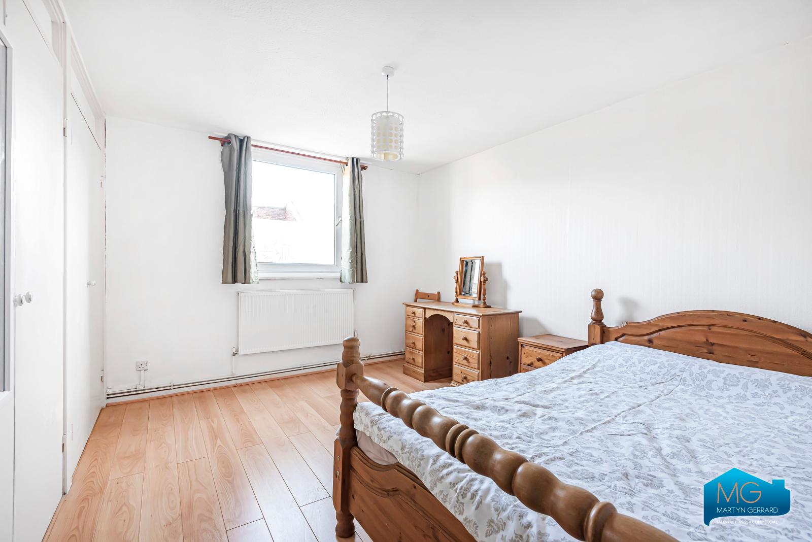3 bedroom Terraced House to rent - Martyn Gerrard