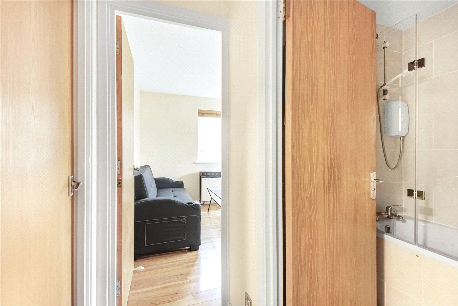 1 bedroom Apartment to rent - Martyn Gerrard
