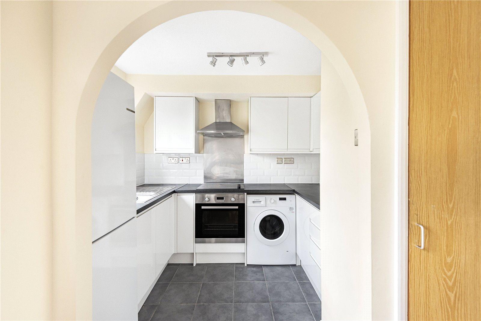 1 bedroom Apartment to rent - Martyn Gerrard