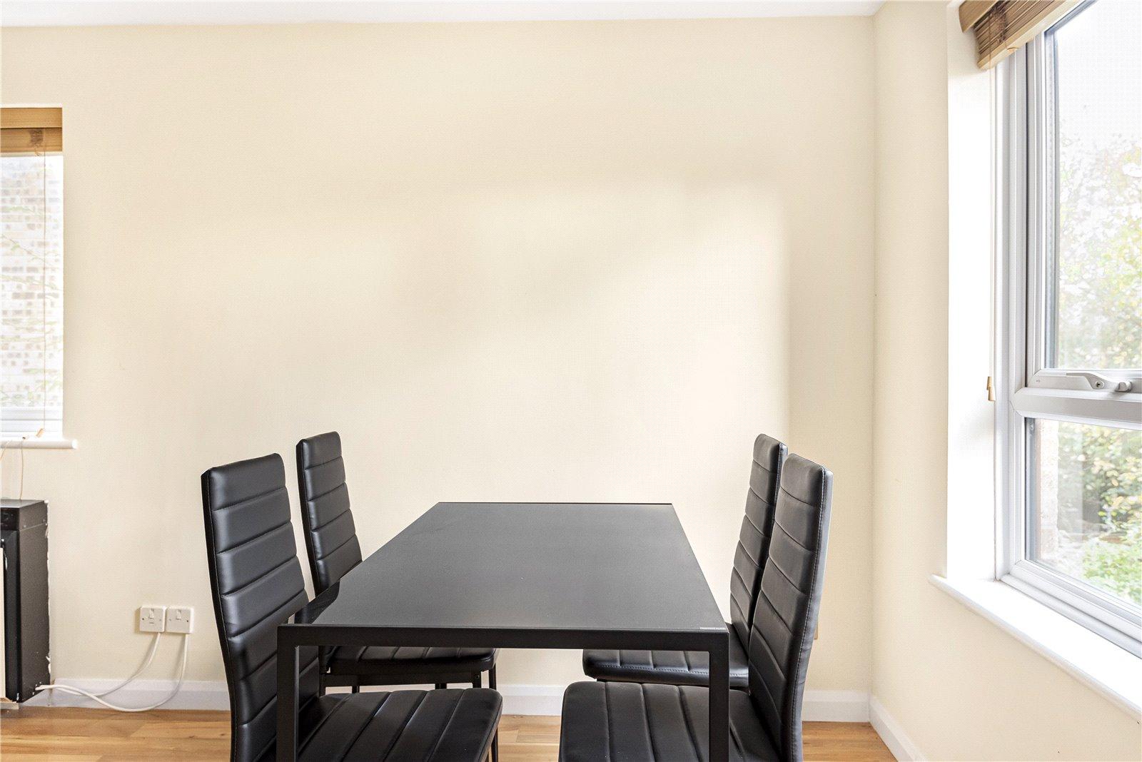 1 bedroom Apartment to rent - Martyn Gerrard