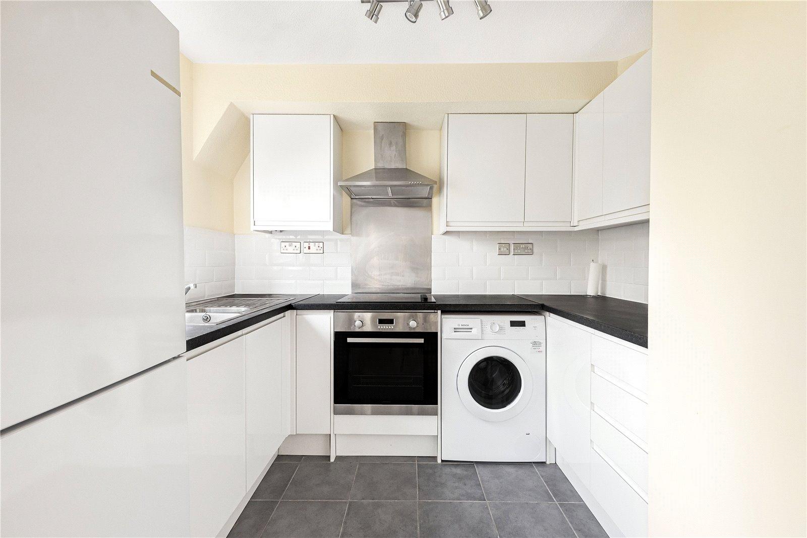 1 bedroom Apartment to rent - Martyn Gerrard
