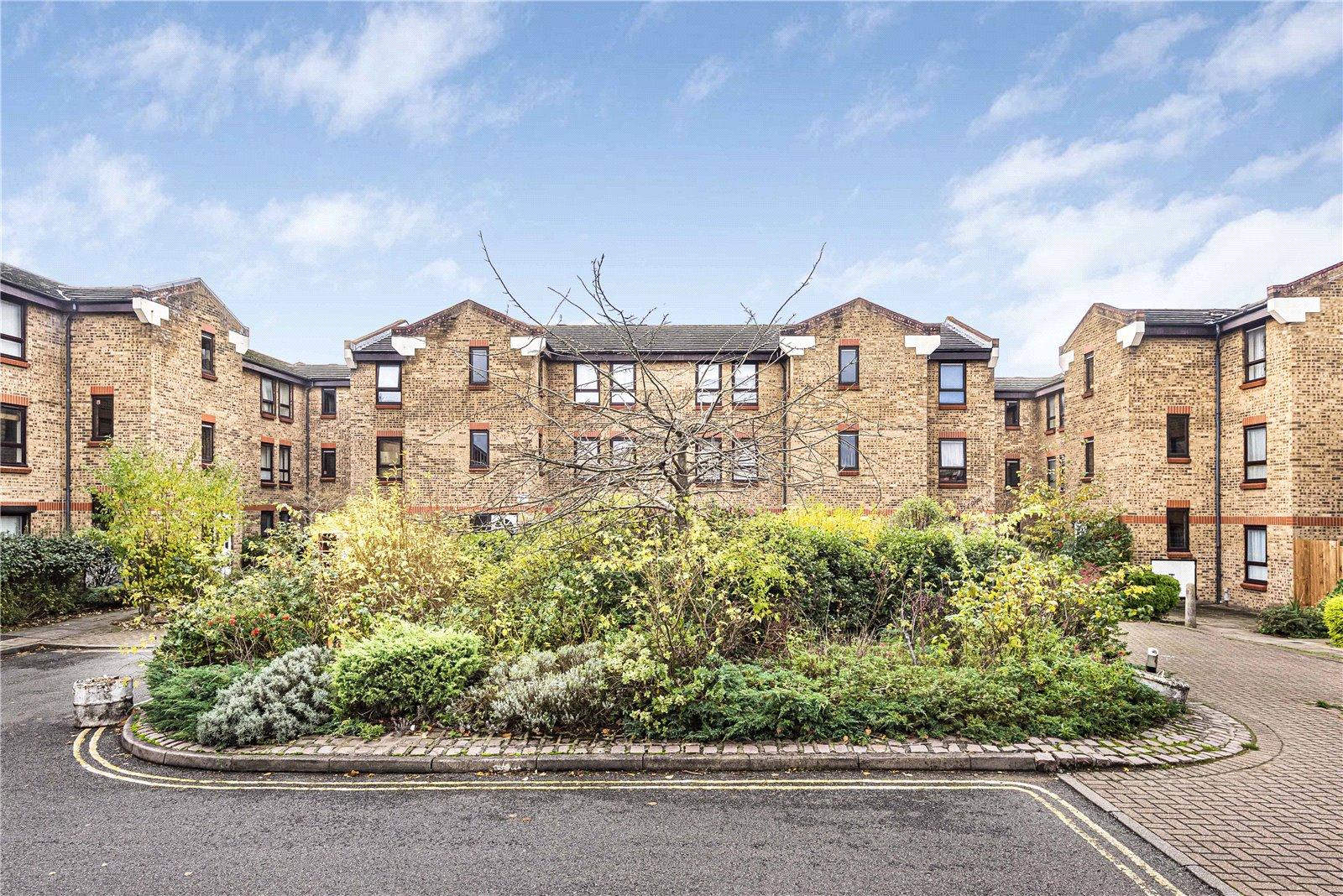 1 bedroom Apartment to rent - Martyn Gerrard