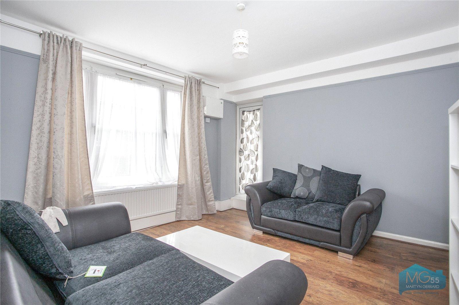 3 bedroom Ground Floor Flat to rent - Martyn Gerrard