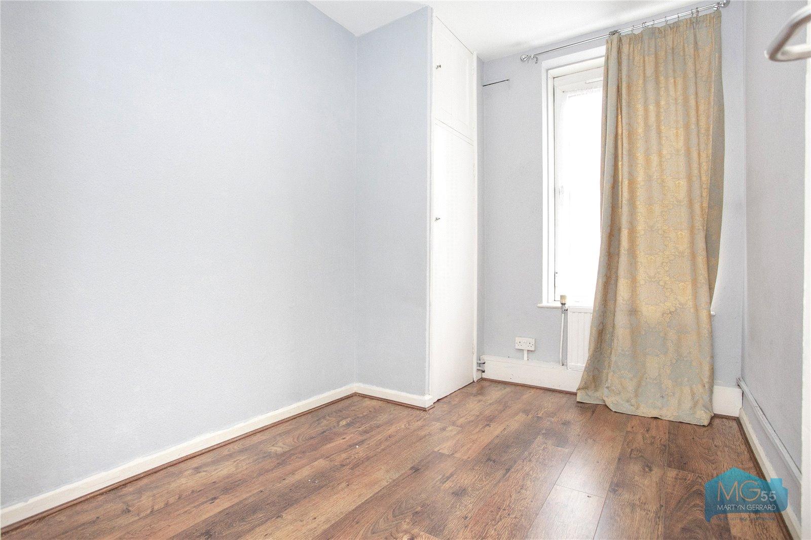 3 bedroom Ground Floor Flat to rent - Martyn Gerrard