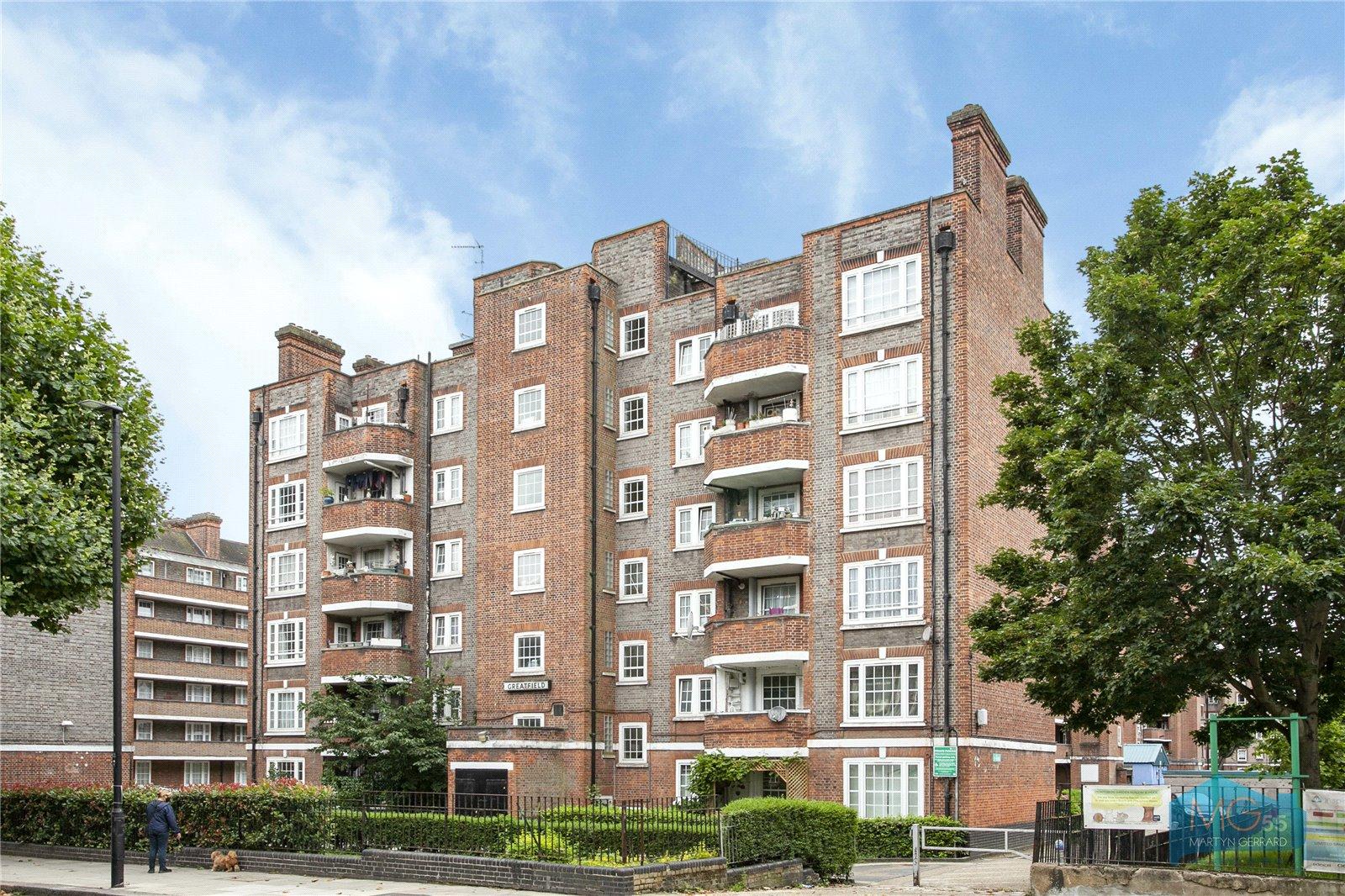 3 bedroom Ground Floor Flat to rent - Martyn Gerrard
