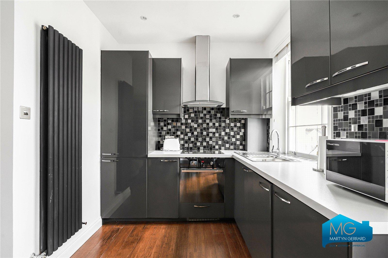 1 bedroom Apartment to rent - Martyn Gerrard