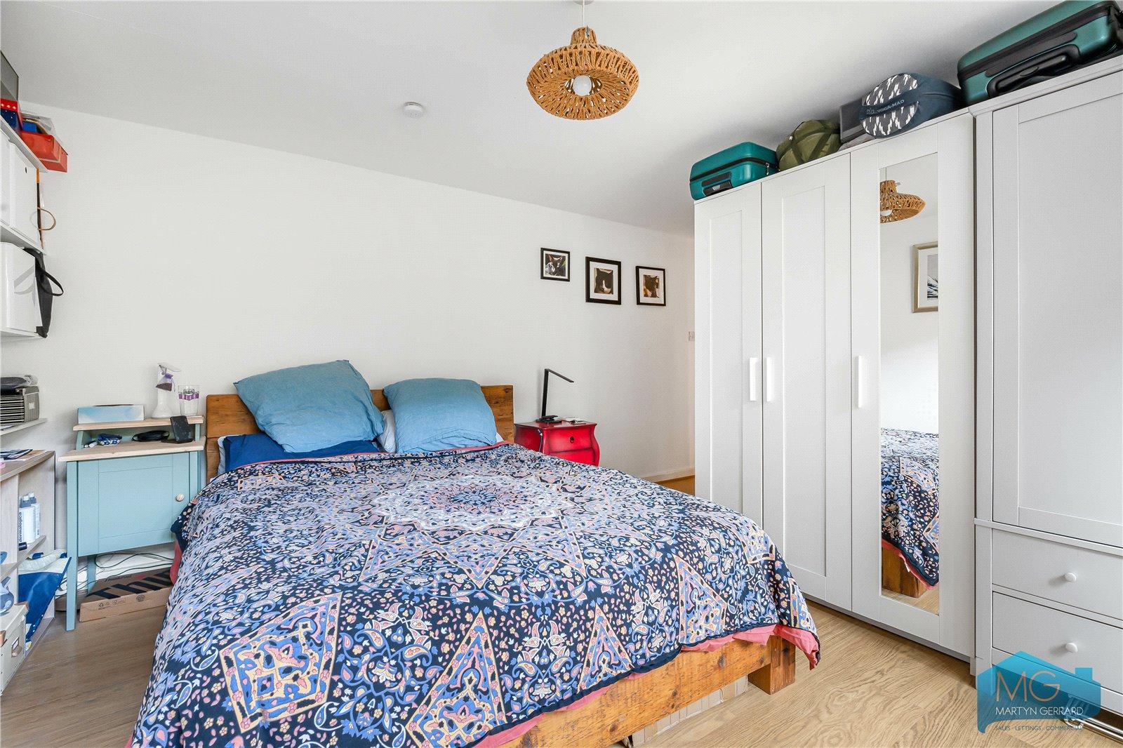 1 bedroom Apartment for sale - Martyn Gerrard