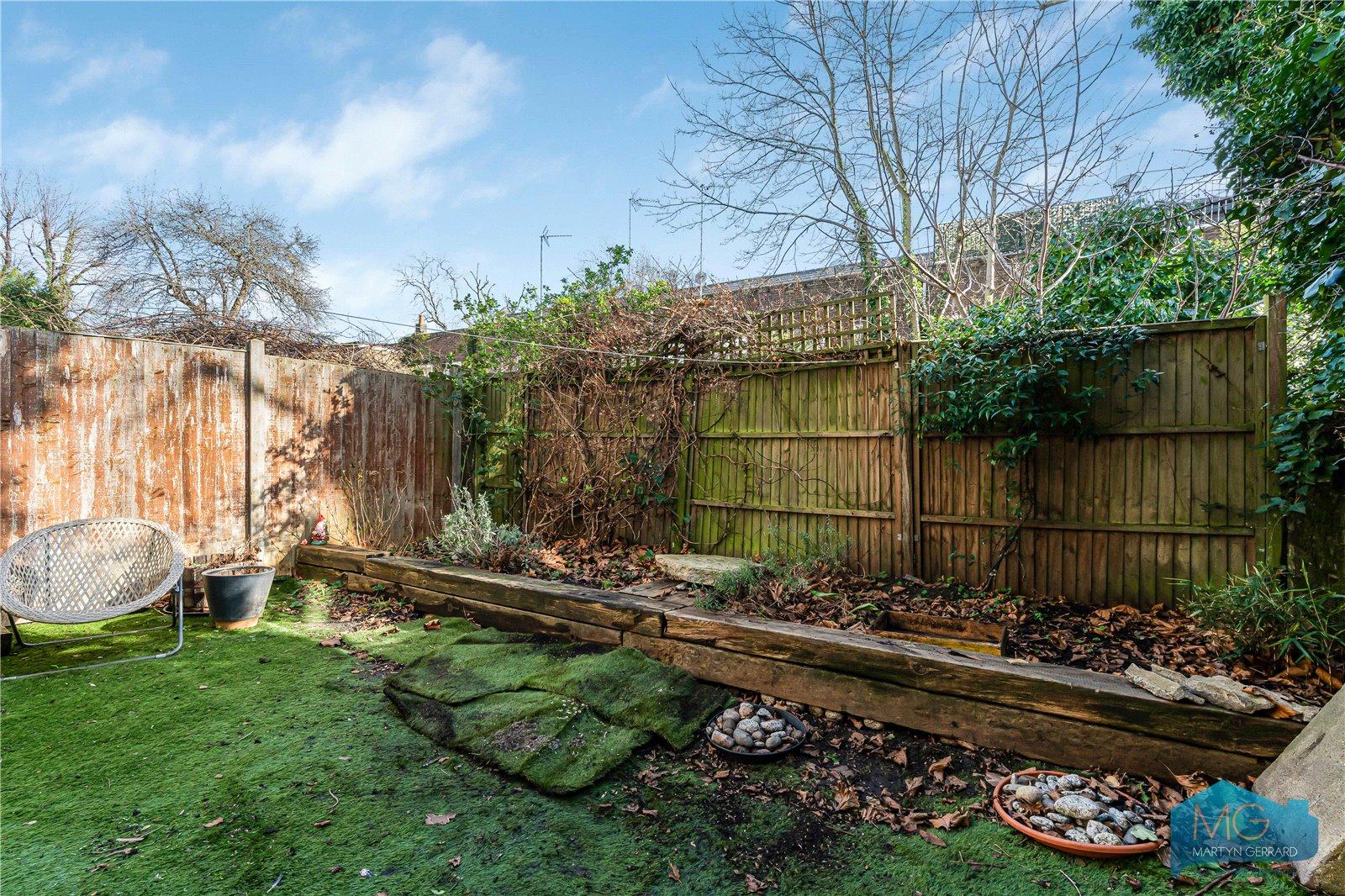 1 bedroom Apartment for sale - Martyn Gerrard