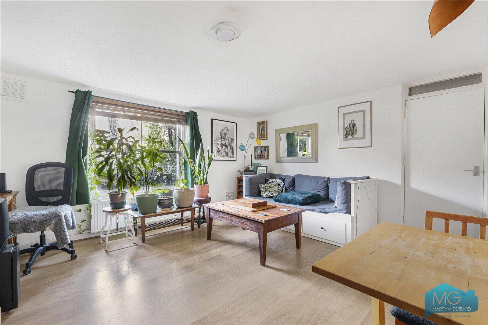 1 bedroom Apartment for sale - Martyn Gerrard