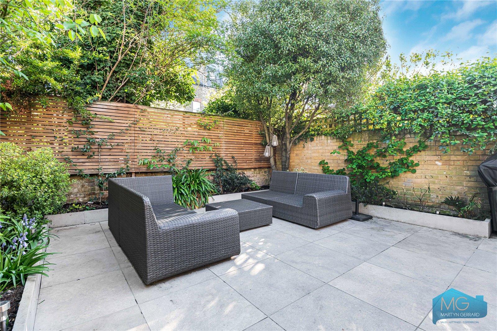 2 bedroom Ground Floor Flat for sale - Martyn Gerrard