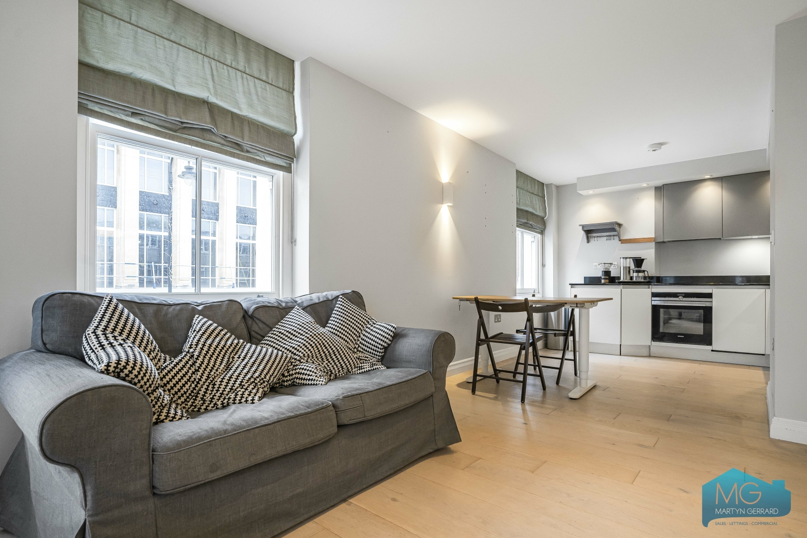 1 bedroom Apartment to rent - Martyn Gerrard