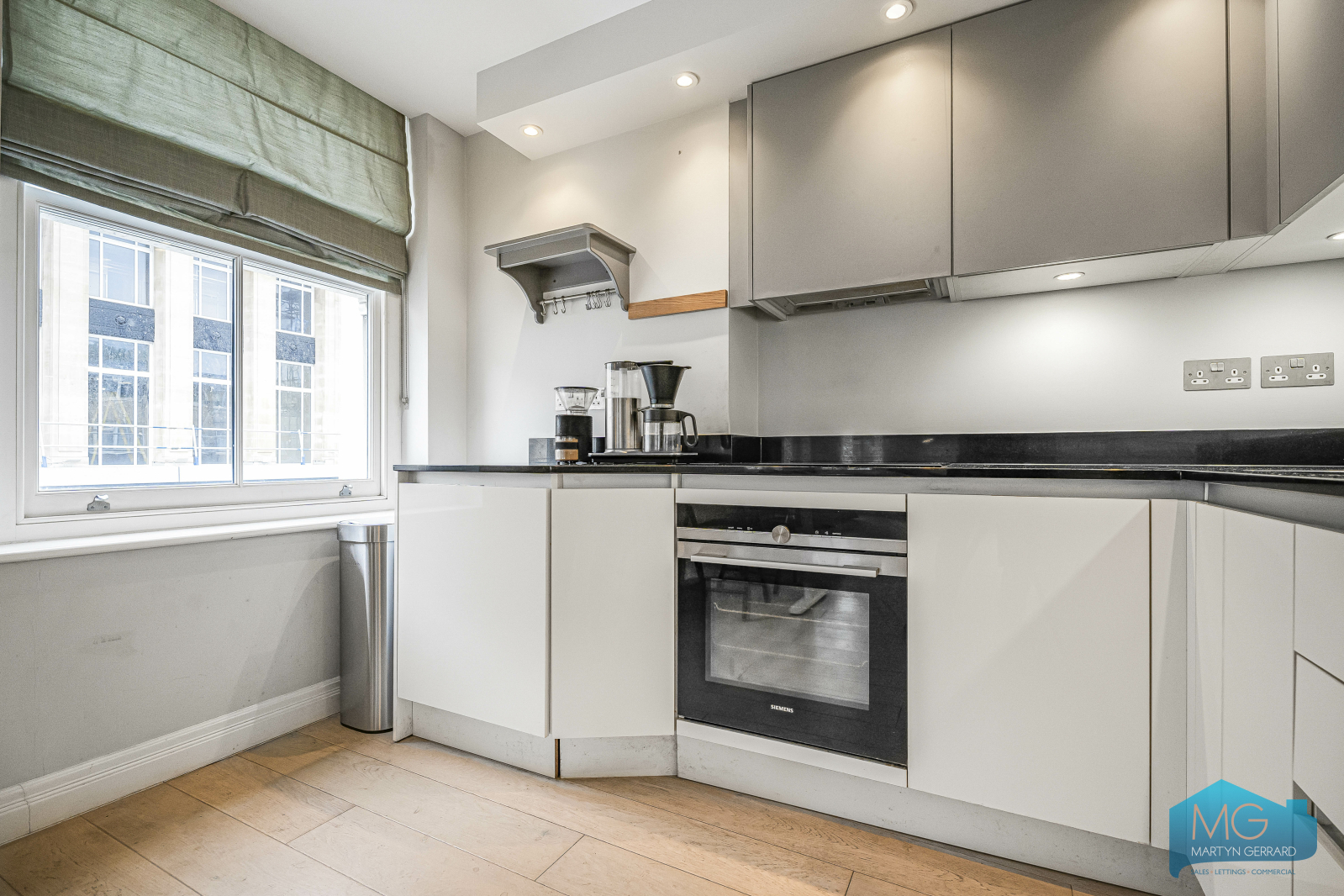 1 bedroom Apartment to rent - Martyn Gerrard
